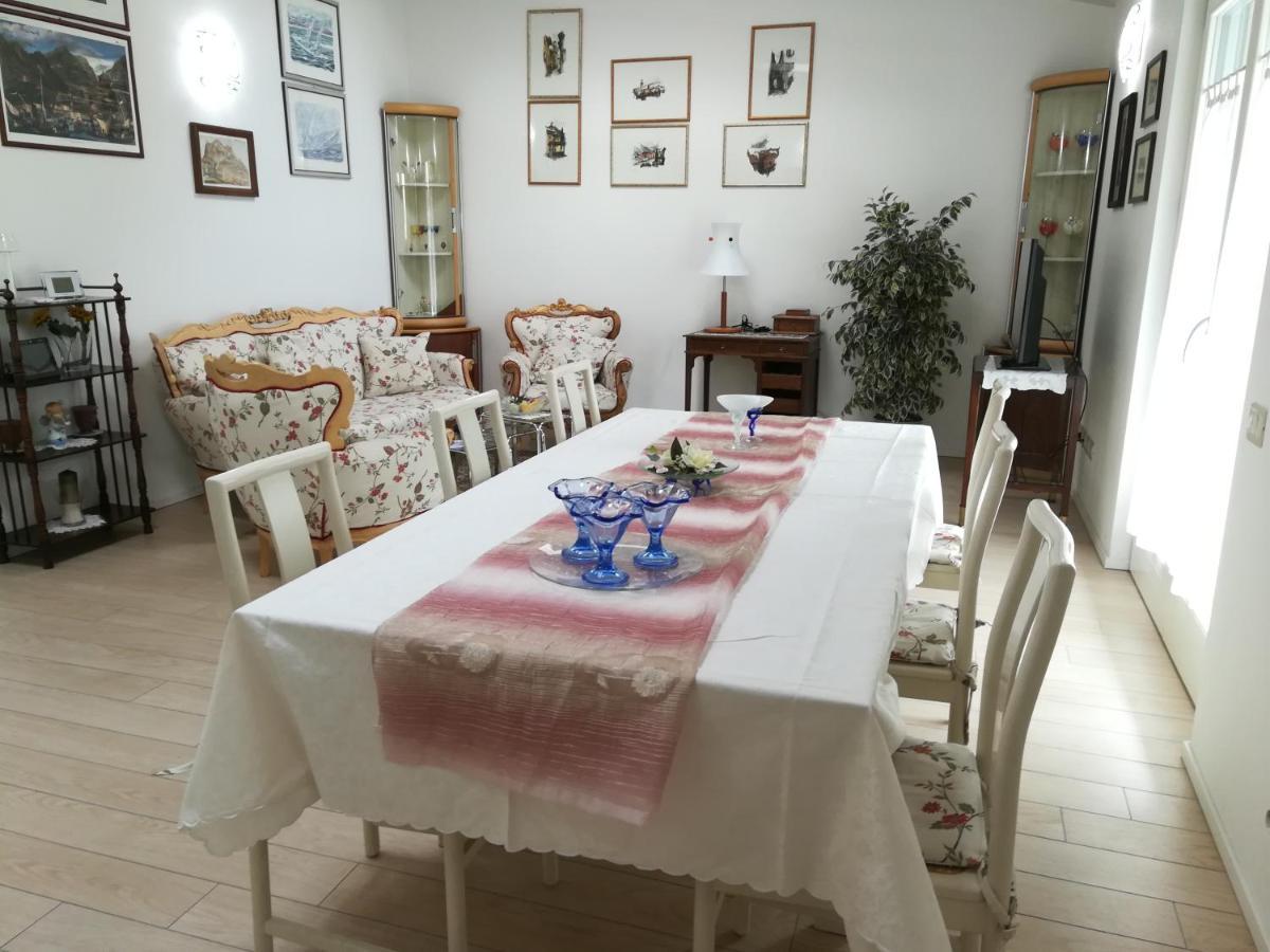 Apartamento Ferrarini Riva del Garda Exterior foto